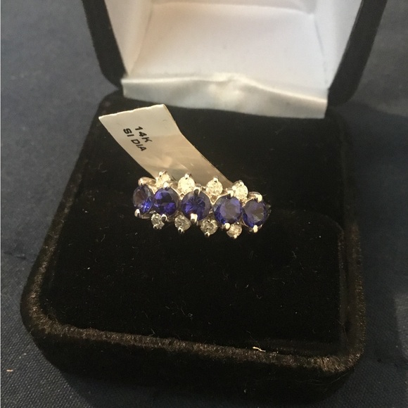 Vintage NWT 1.35 TCW 14K Natural Tanzanite & Diamond Ring - Picture 2 of 16